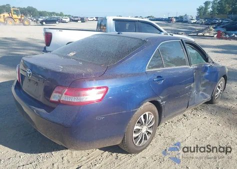 2010 Toyota Camry z USA, uszkodzony, nr VIN 4T1BF3EK0AU533121